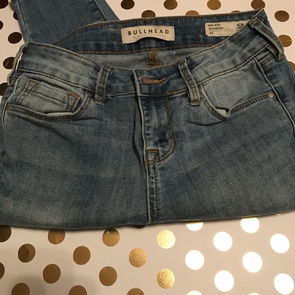 Mid Rise Jeans - Picture 4 of 8